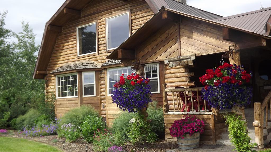 Fin And Feather Inn Victor Exterior foto